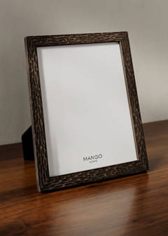 Large carved wooden photo frame — Chocolate 1