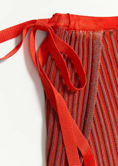 Ribbed layered skirt — Red 5