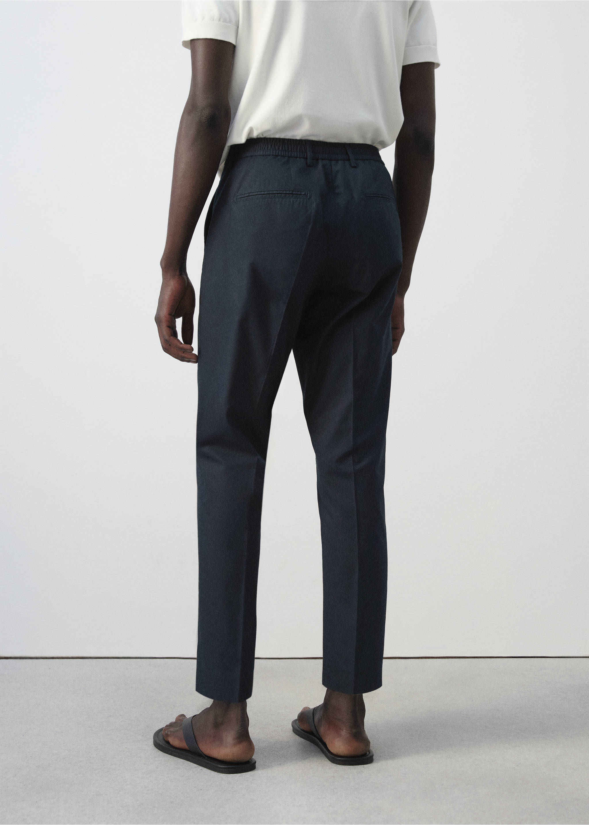 Pantalón slim fit mezcla algodón lyocell - Reverso del artículo, Azul marino. Ref: 37071448-00.