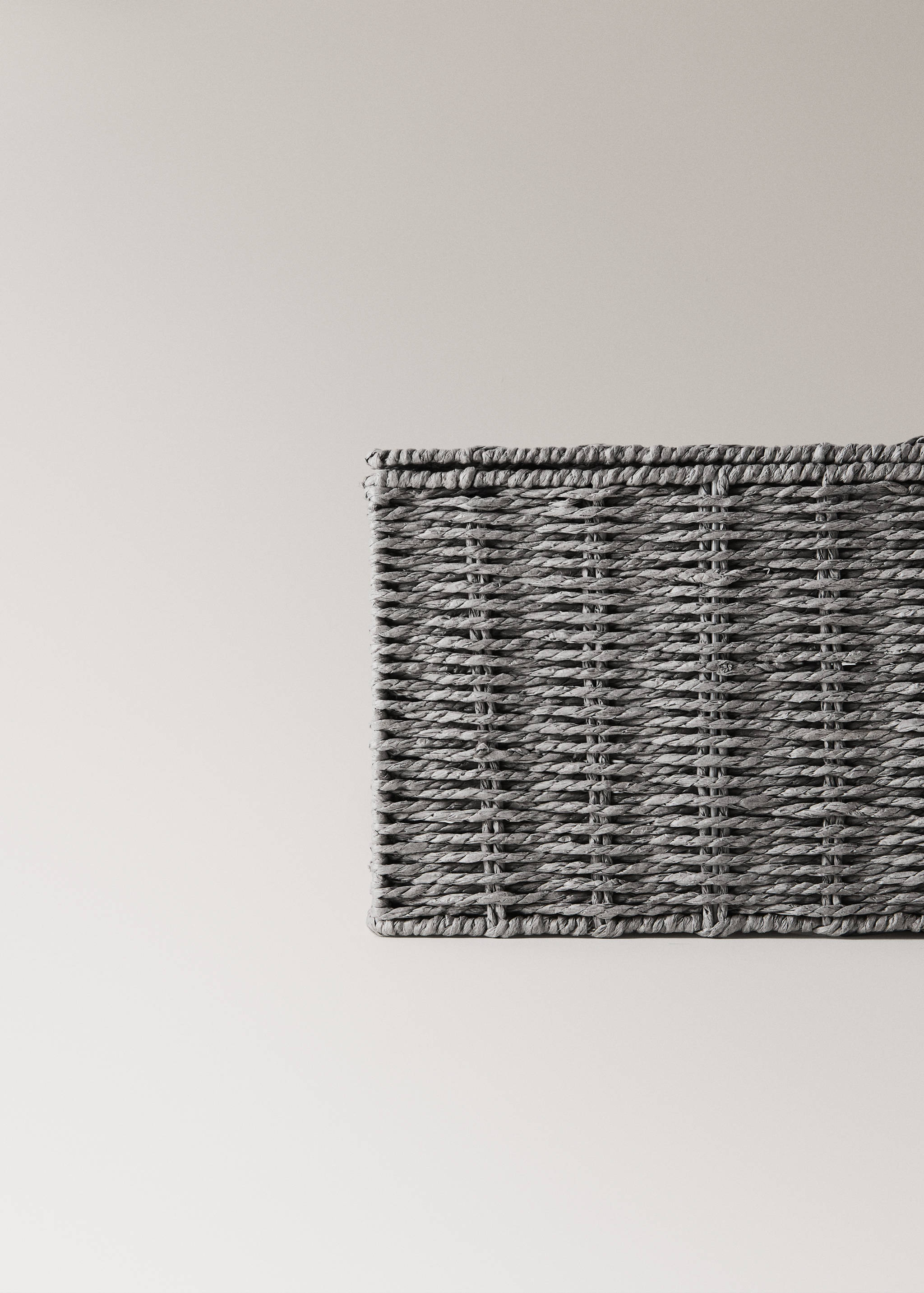 Medium-sized braided paper box - Details of the article 2