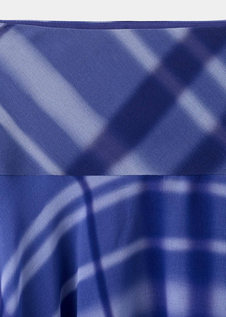 Long flared skirt — Blue