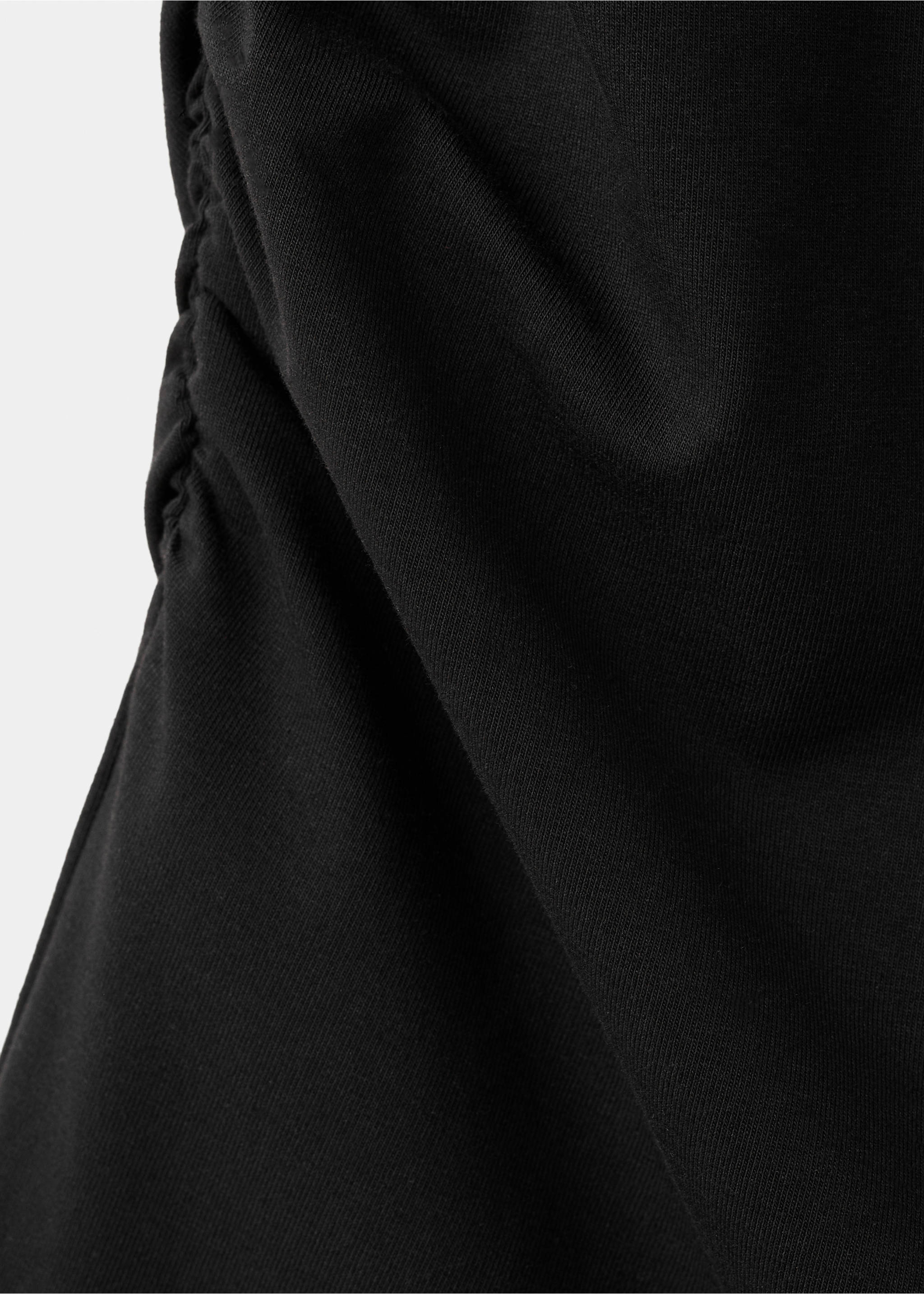 Cotton dress with gathered sides - Details of the article 8, Black. Ref: 37071465-00.