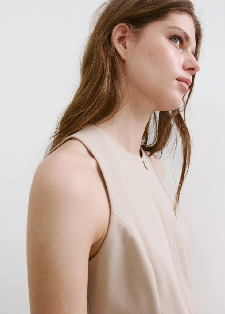 Zipper fitted waistcoat — Sand