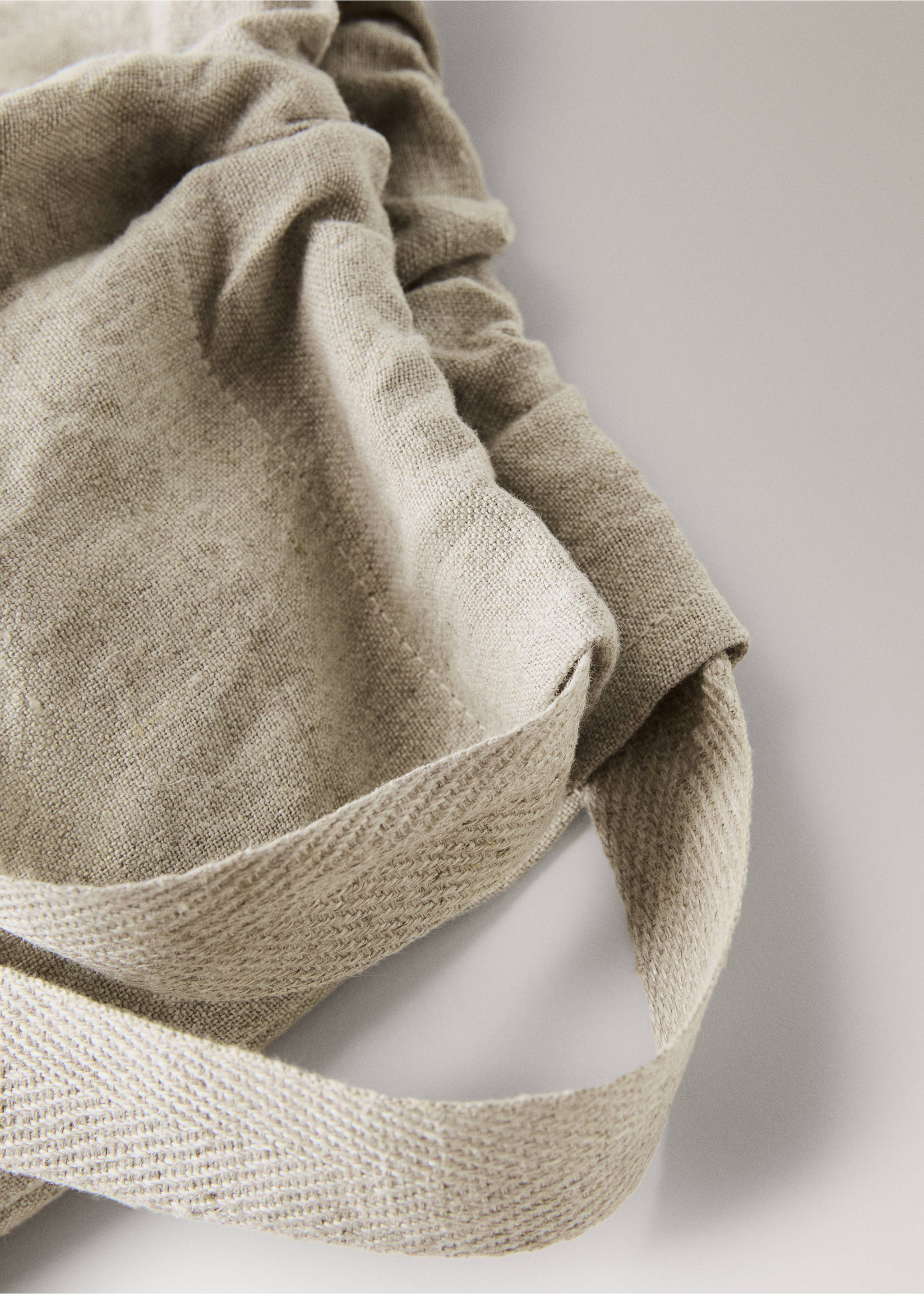 Embroidered washed linen bread bag - Details of the article 2, Light/Pastel Brown. Ref: 37071477-00.