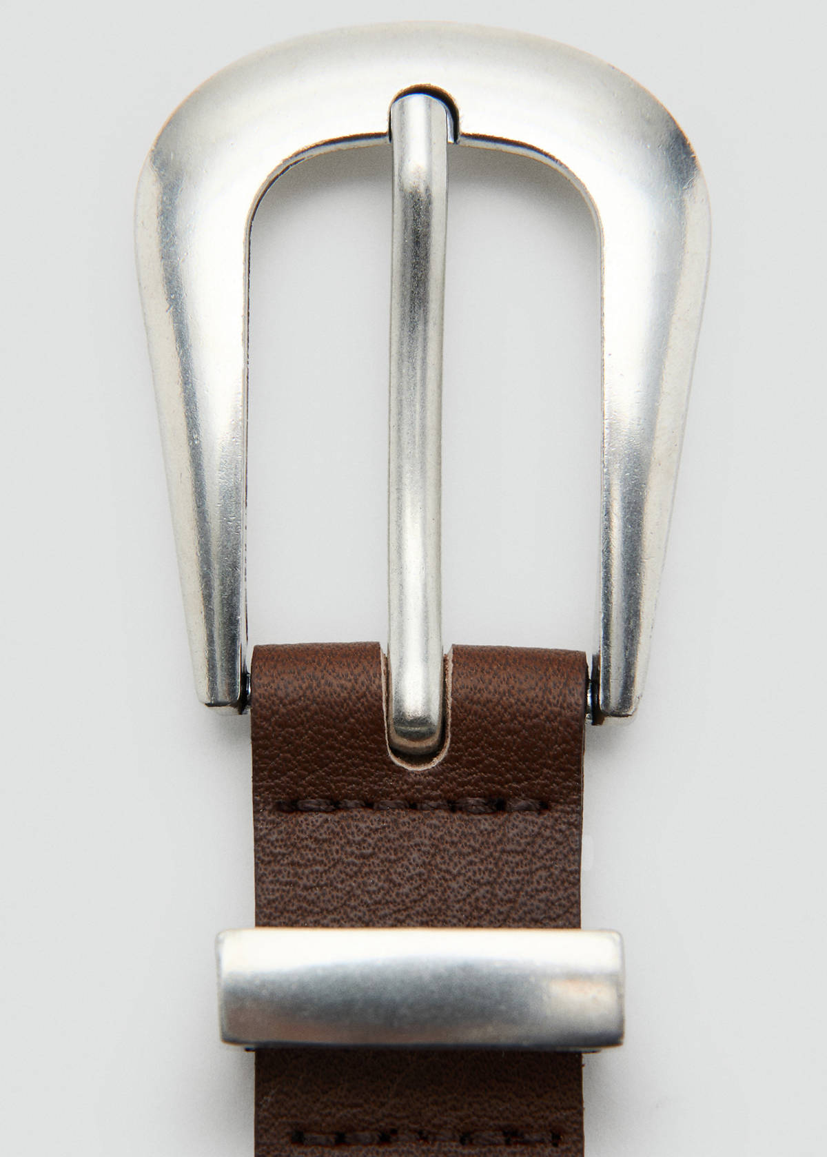 Leather belt with metal detail — Chocolate