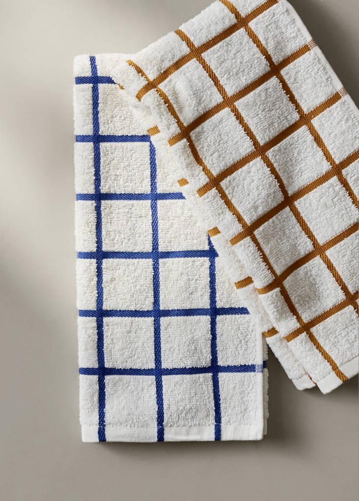 Frayed cotton terry kitchen towel — Curry