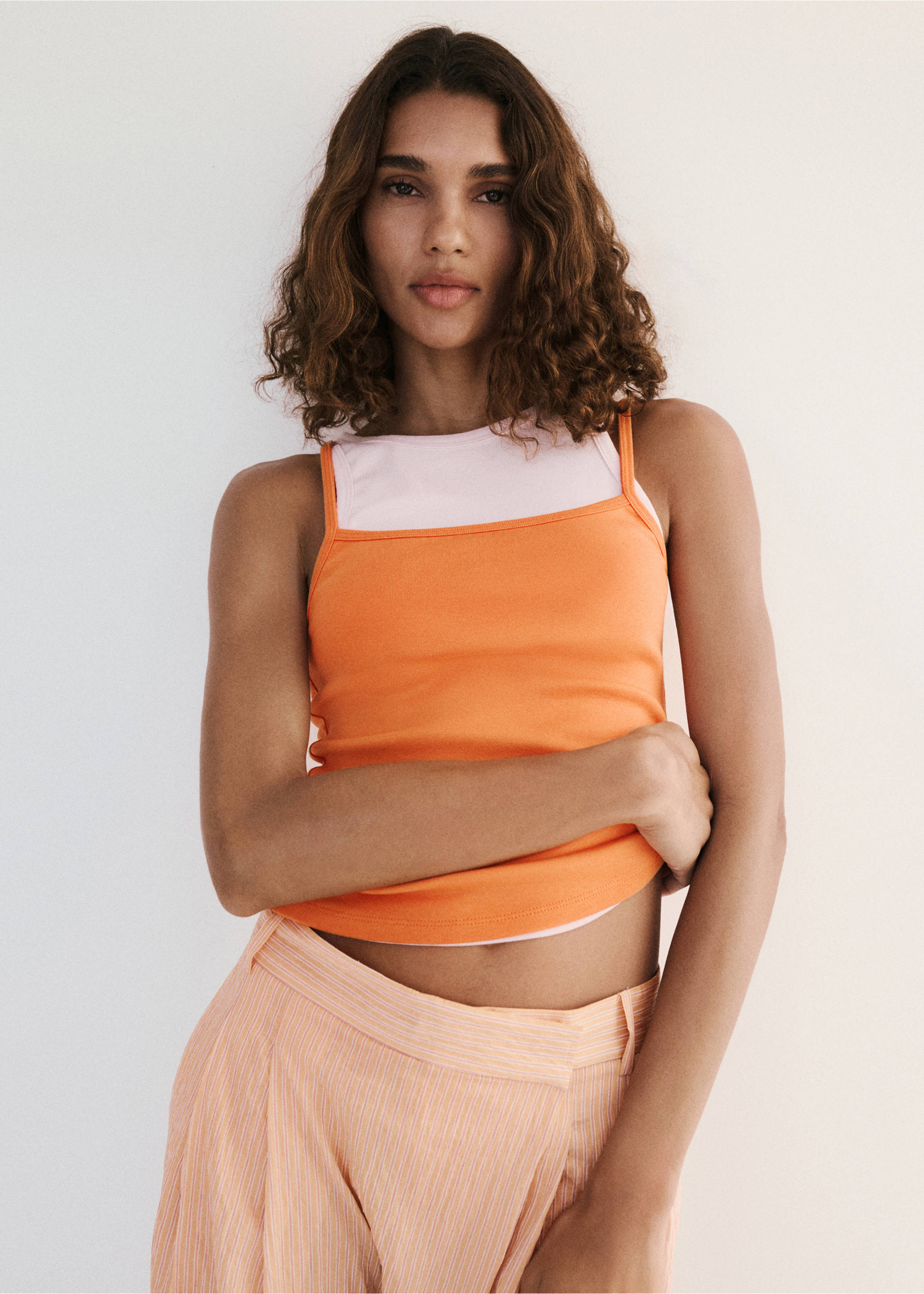 Combination top with thin straps - Medium plane, Orange. Ref: 37071527-00.