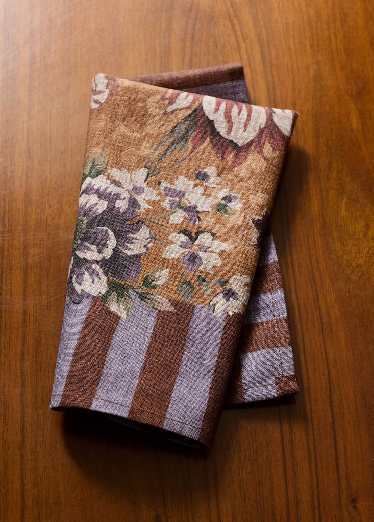 Pack of 4 linen-cotton napkins with floral and striped designs — Yellow
