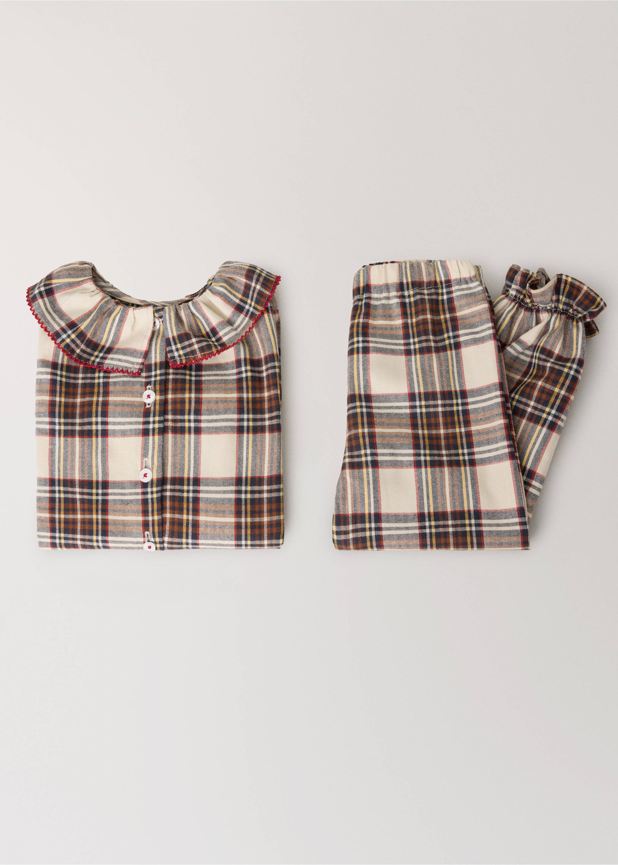 Plaid pyjama set with ruffled collar and matching trousers., Red. Ref: 37071544-00.