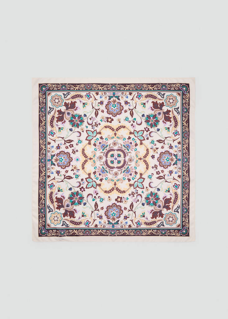 Floral print scarf — Ecru