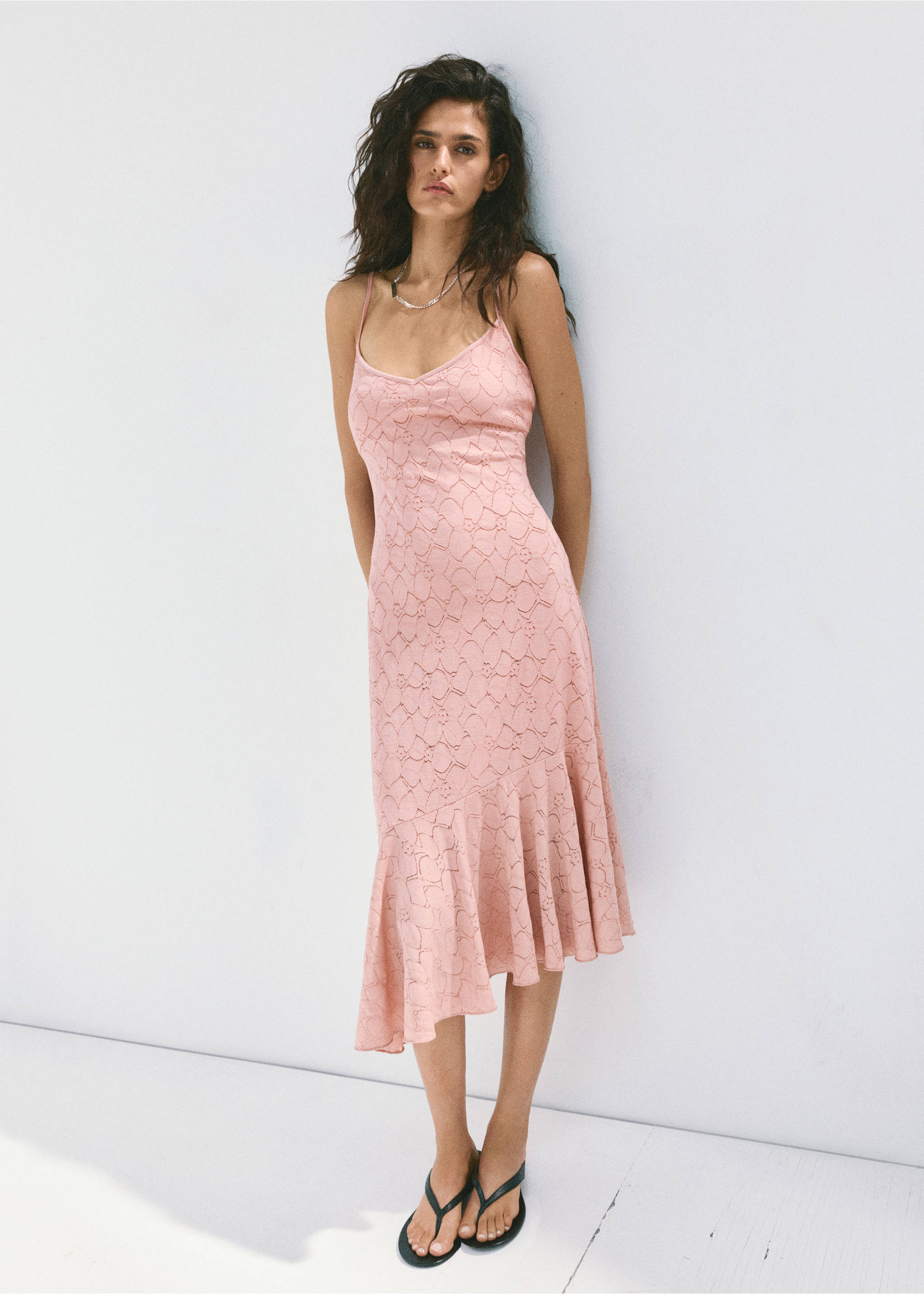 Embroidered dress with cut-out detailing and frill - General plane, Pale Pink. Ref: 37072531-00.