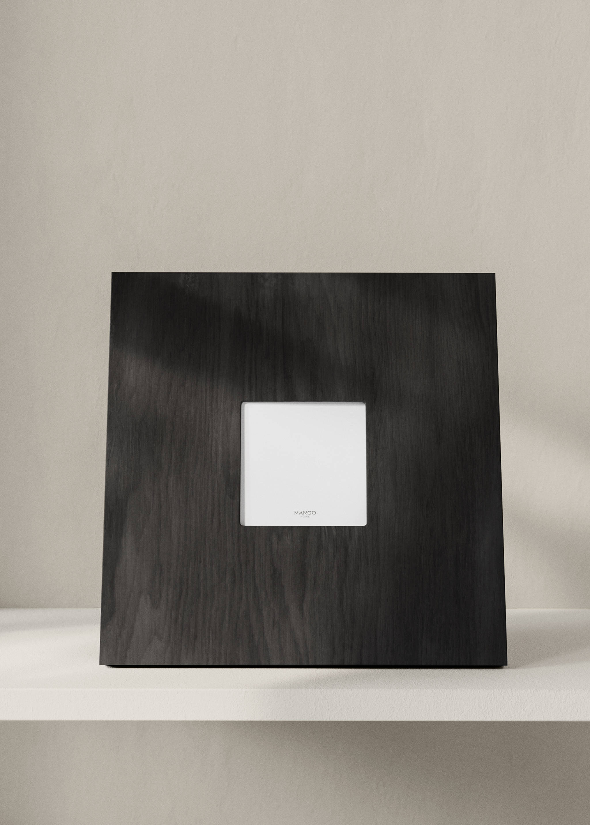 Wooden photo frame - General plane