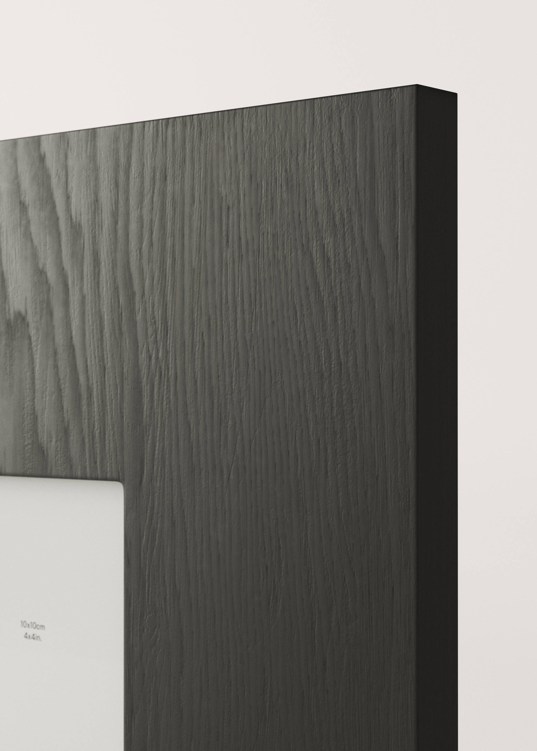 Wooden photo frame - Details of the article 2