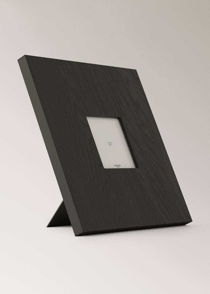 Medium wooden photo frame — Black