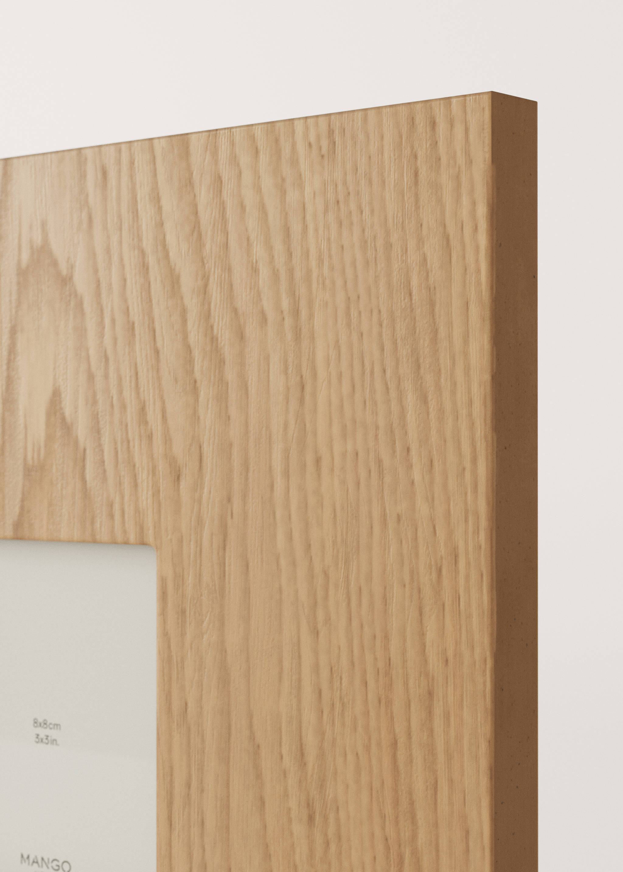 Wooden photo frame - Details of the article 2