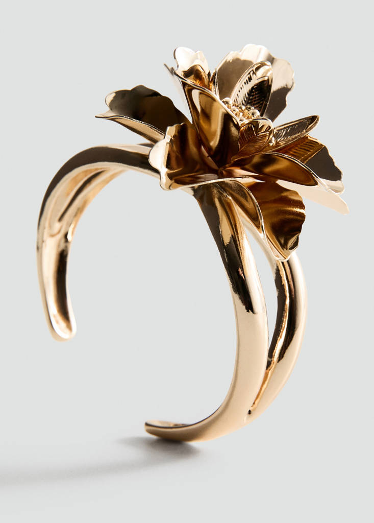 Floral bangle bracelet — Gold