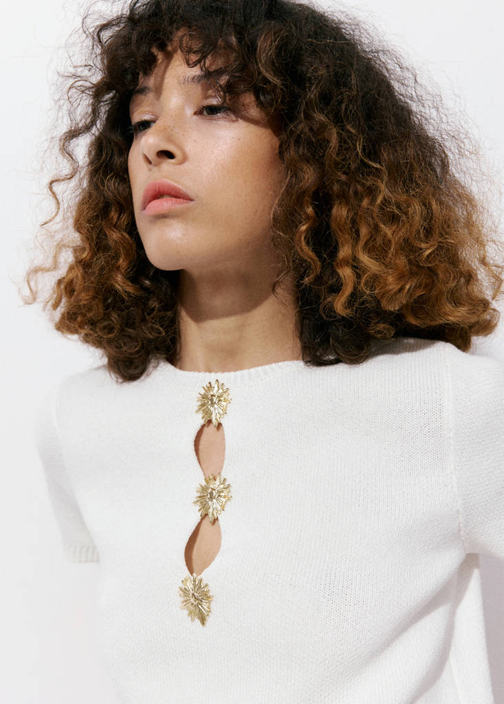 Jumper with metallic detail openings — Ecru