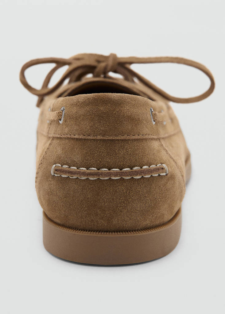 Leather nautical shoes — Leather