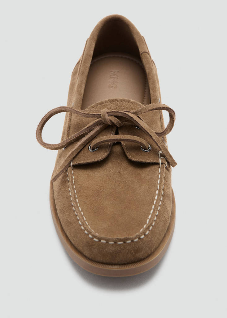 Leather nautical shoes — Leather