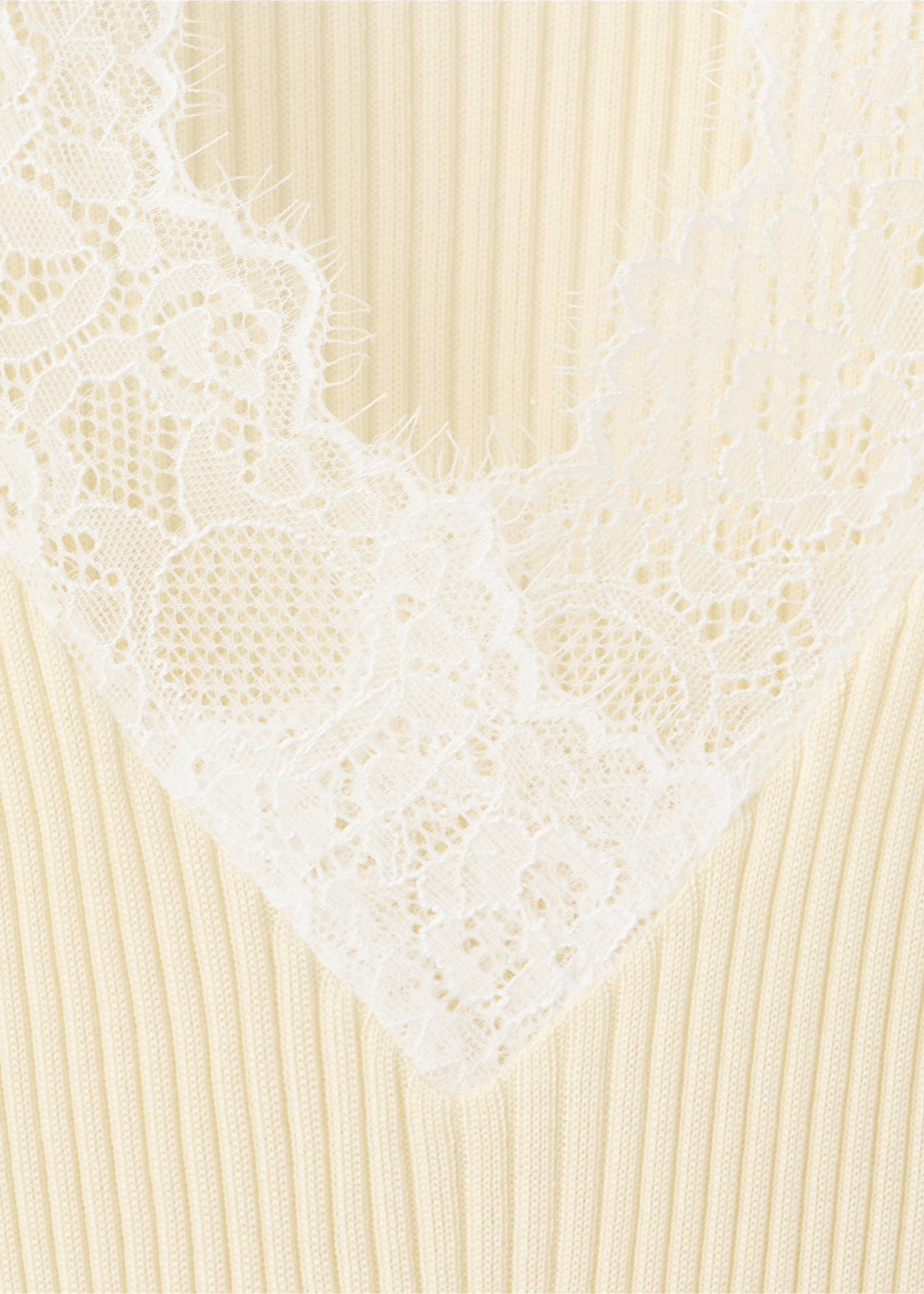 Lace lyocell top - Details of the article 8, Pastel Yellow. Ref: 37072894-00.