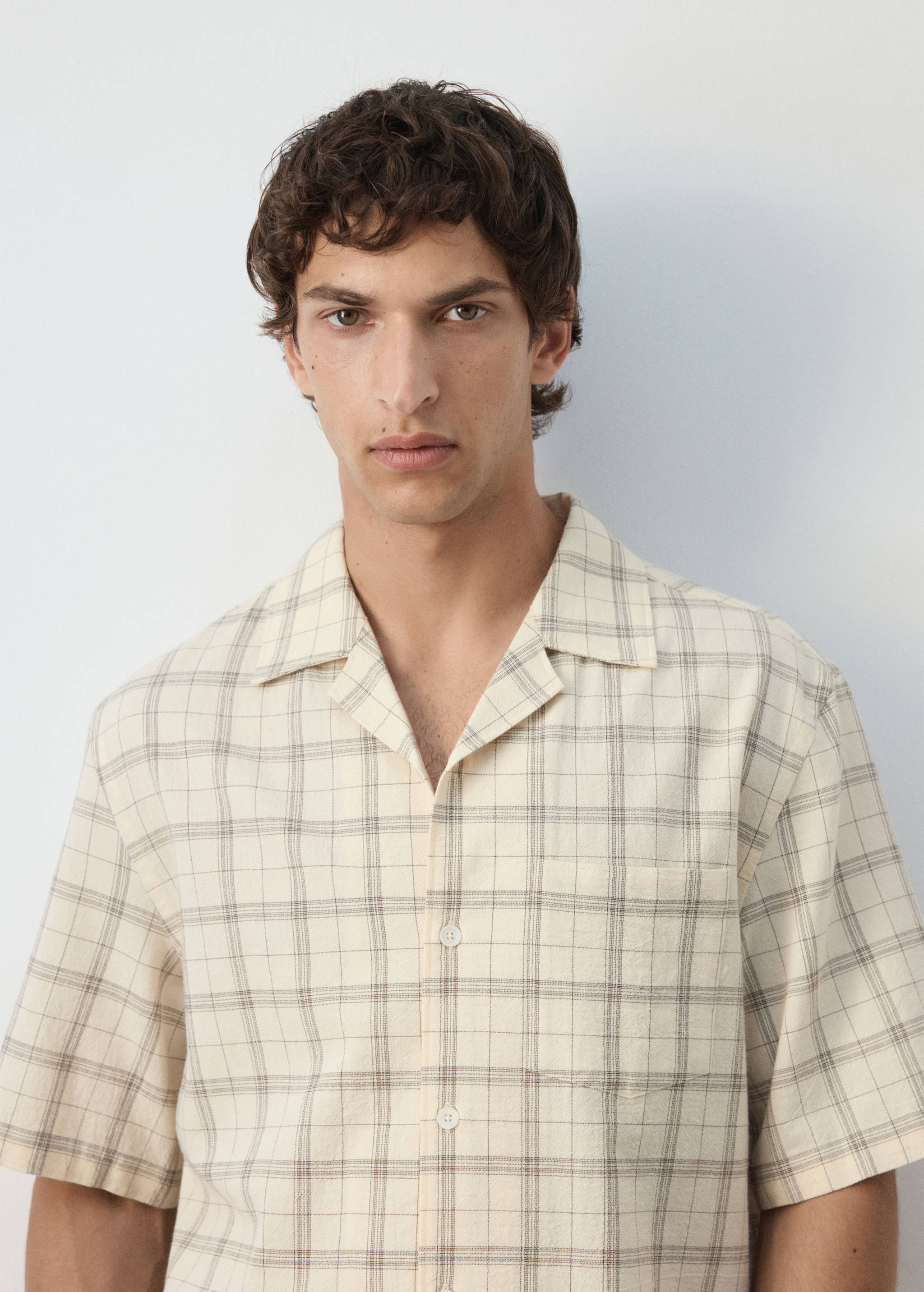 Chemise en coton à carreaux col bowling - Détail de l'article 1