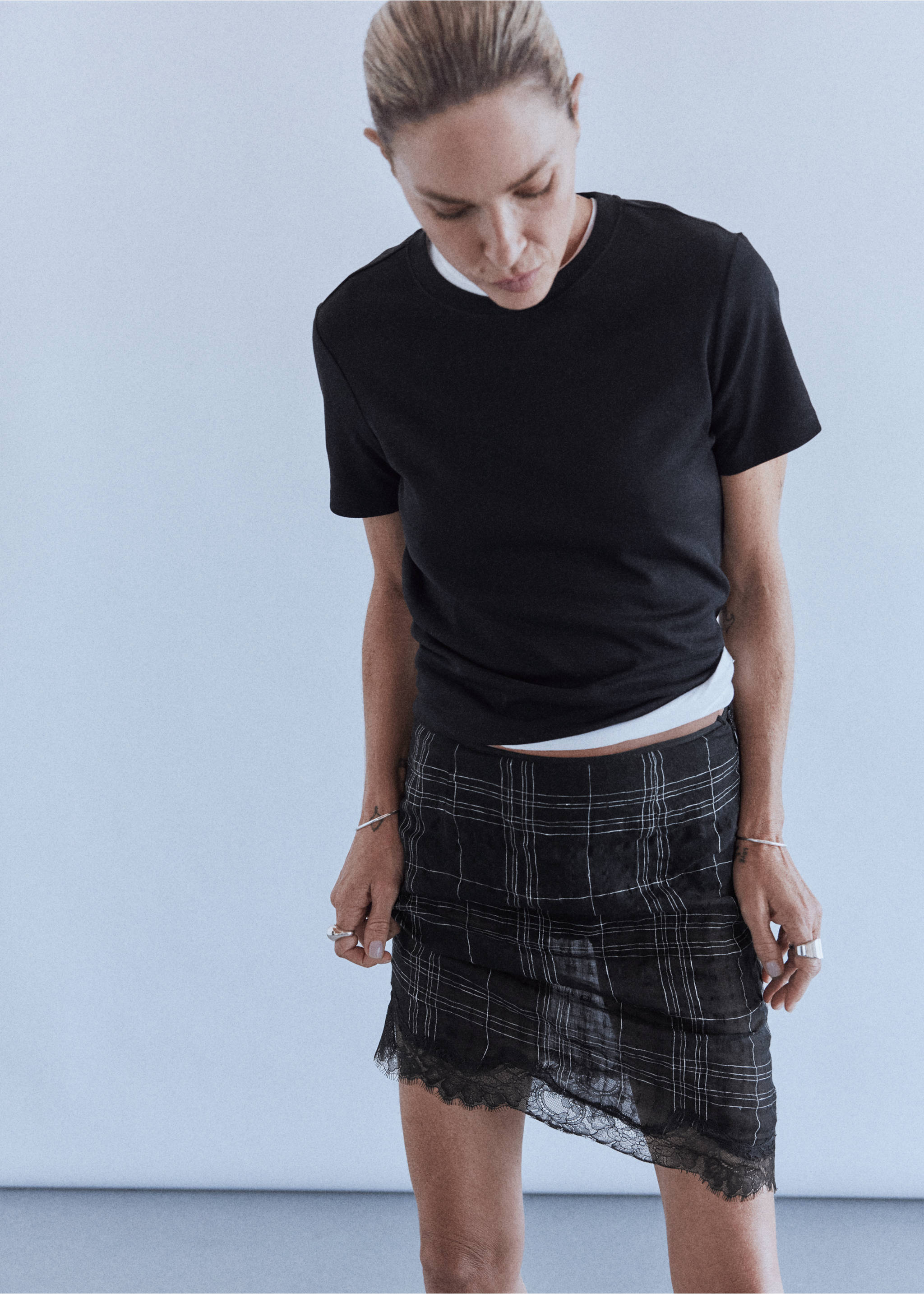 Linen blend checked skirt - Medium plane, Black. Ref: 37072900-00.