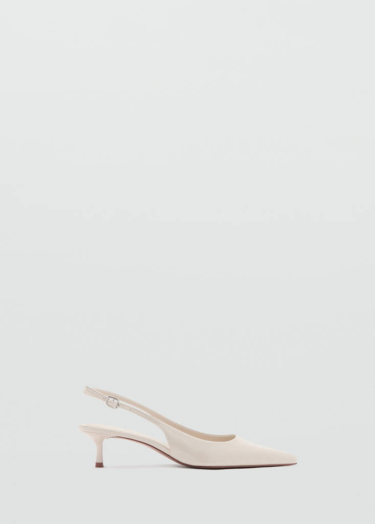 Kitten-heel patent leather shoes — Ecru