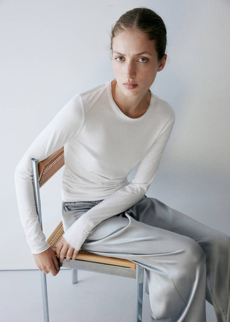 Long-sleeved fitted t-shirt — White