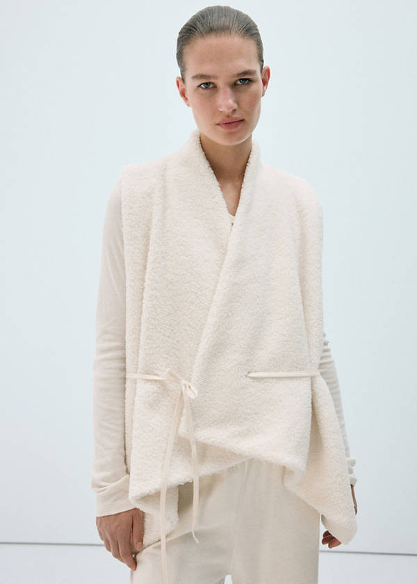 Cross-over borg fleece vest — Ivory White