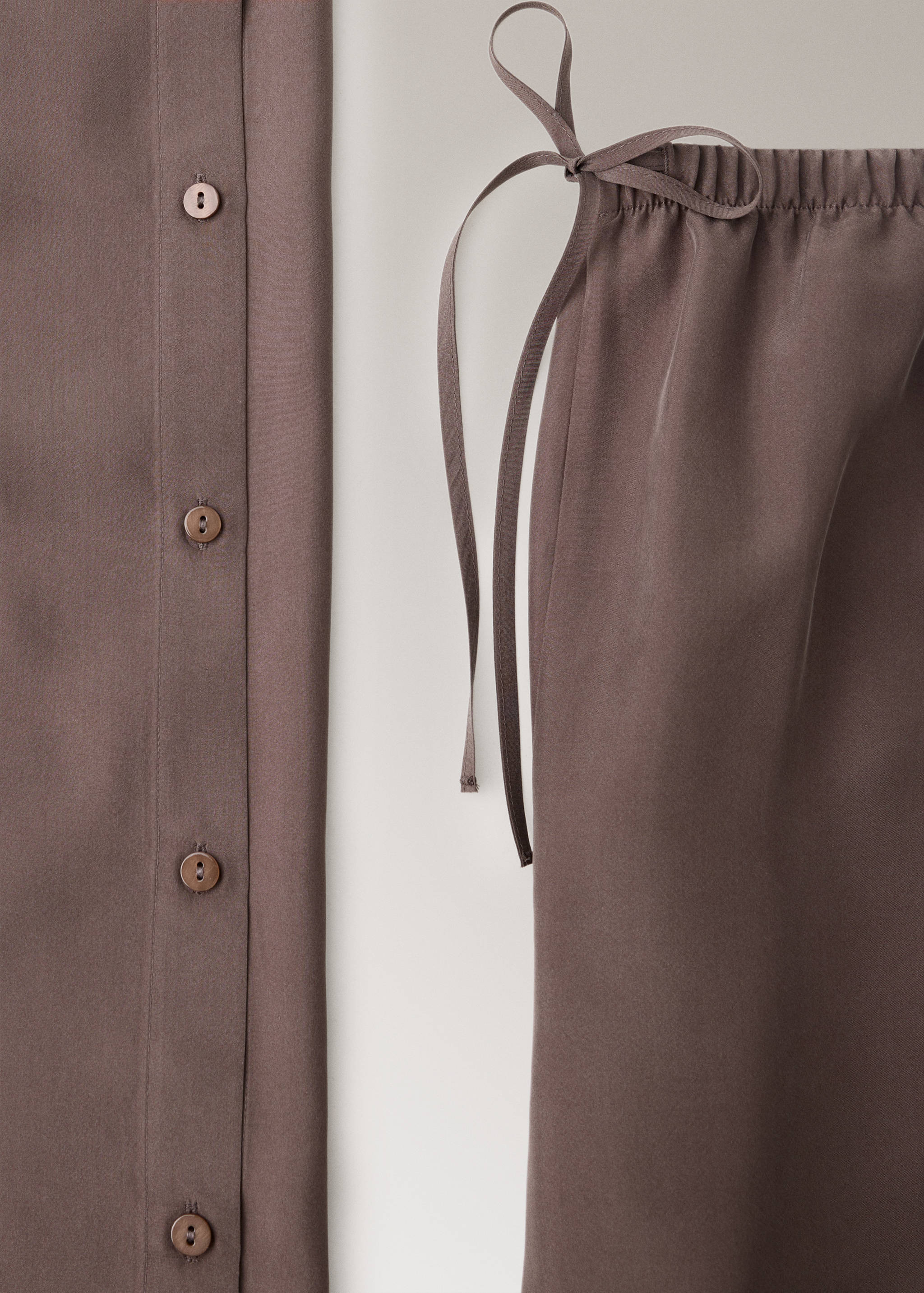 100% washed silk shirt - Details of the article 0