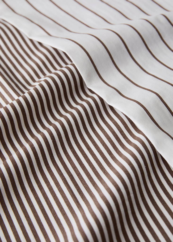 Reversible 200 thread count cotton duvet cover with stripes for a 90 cm bed — Coffee