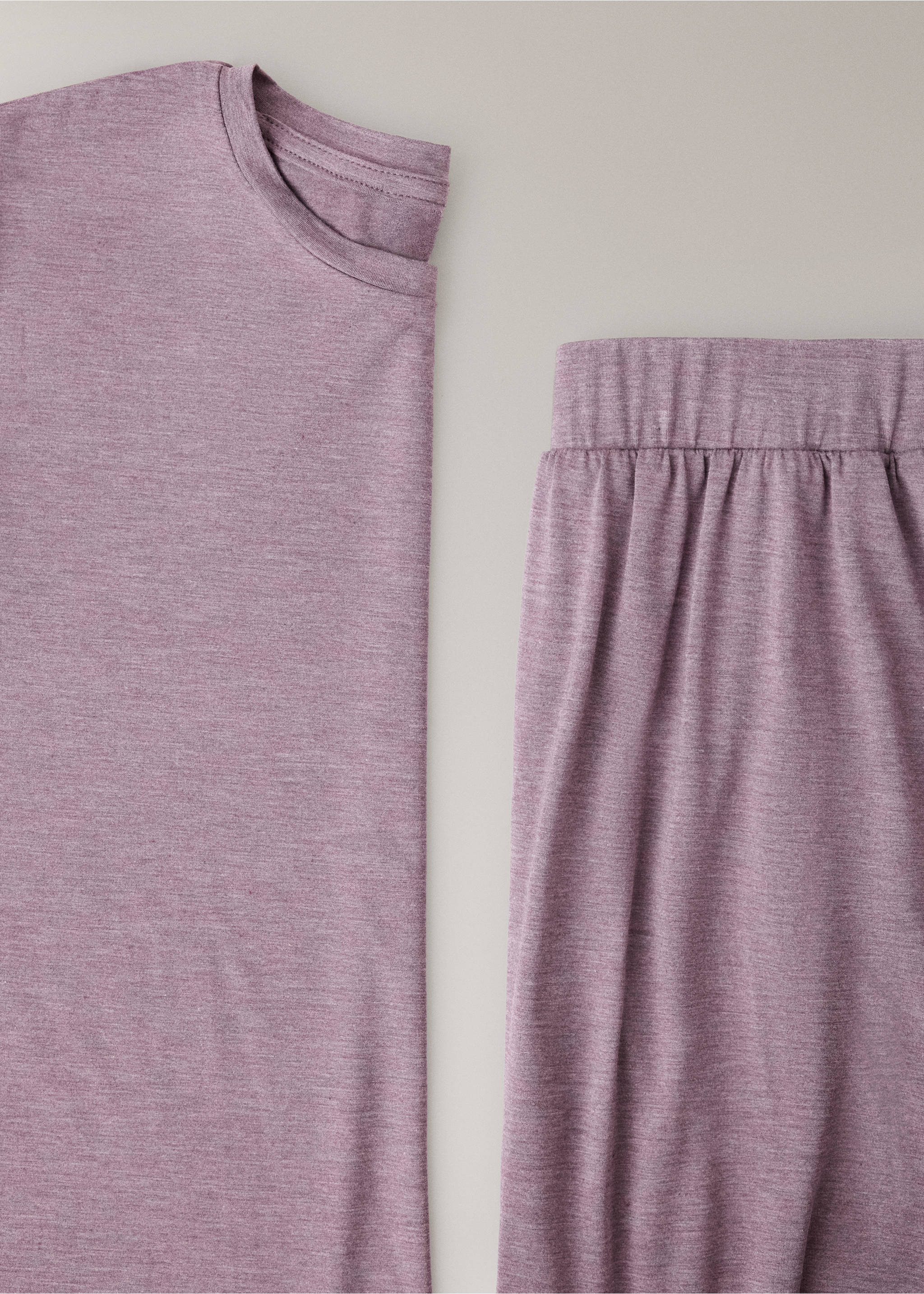 Mauve melange pajama t-shirt fabric detail with a soft, heathered texture., Purple. Ref: 37072921-00.
