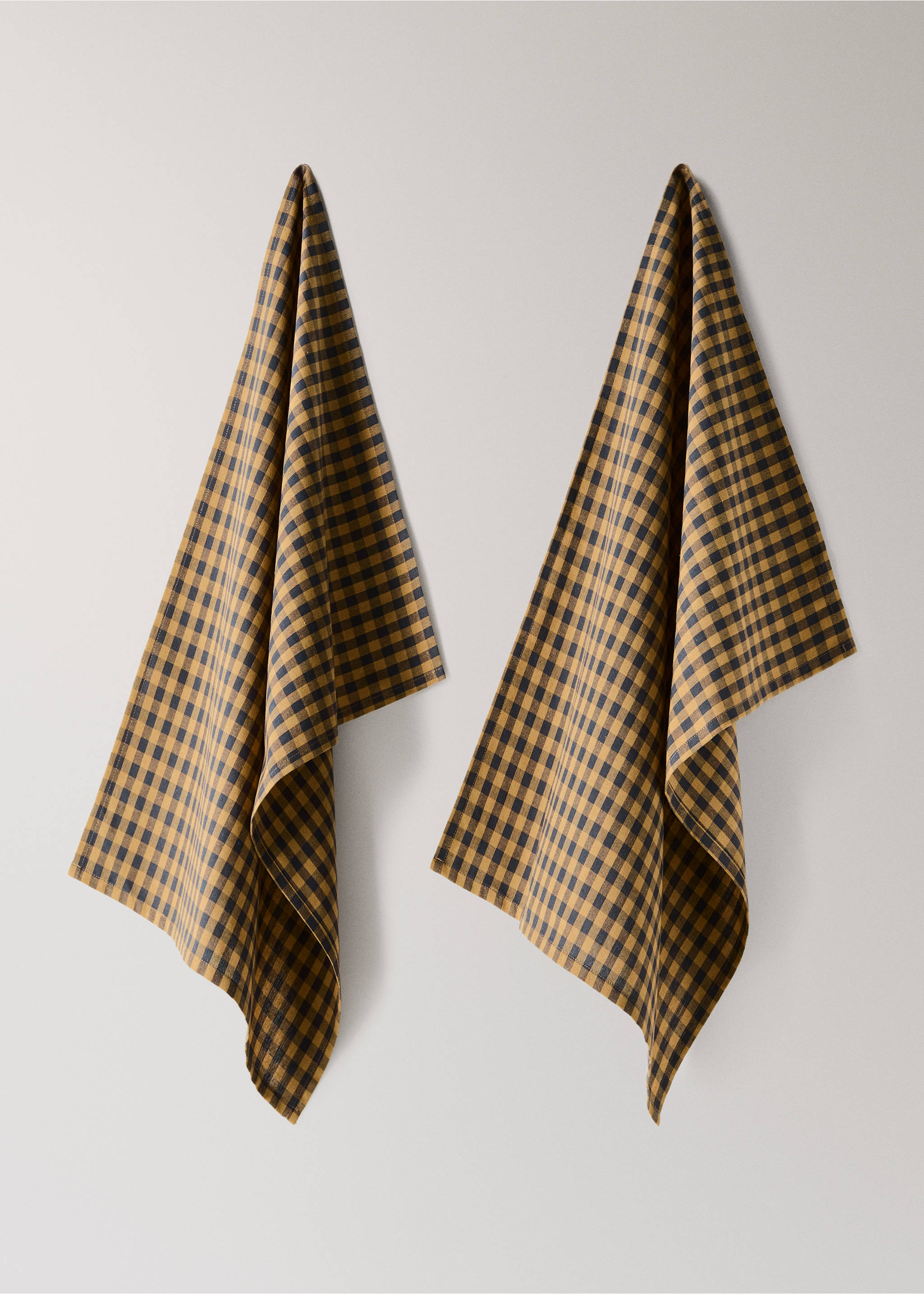 Two-tone checked cotton kitchen towels - Article without model, Mustard. Ref: 37072923-00.