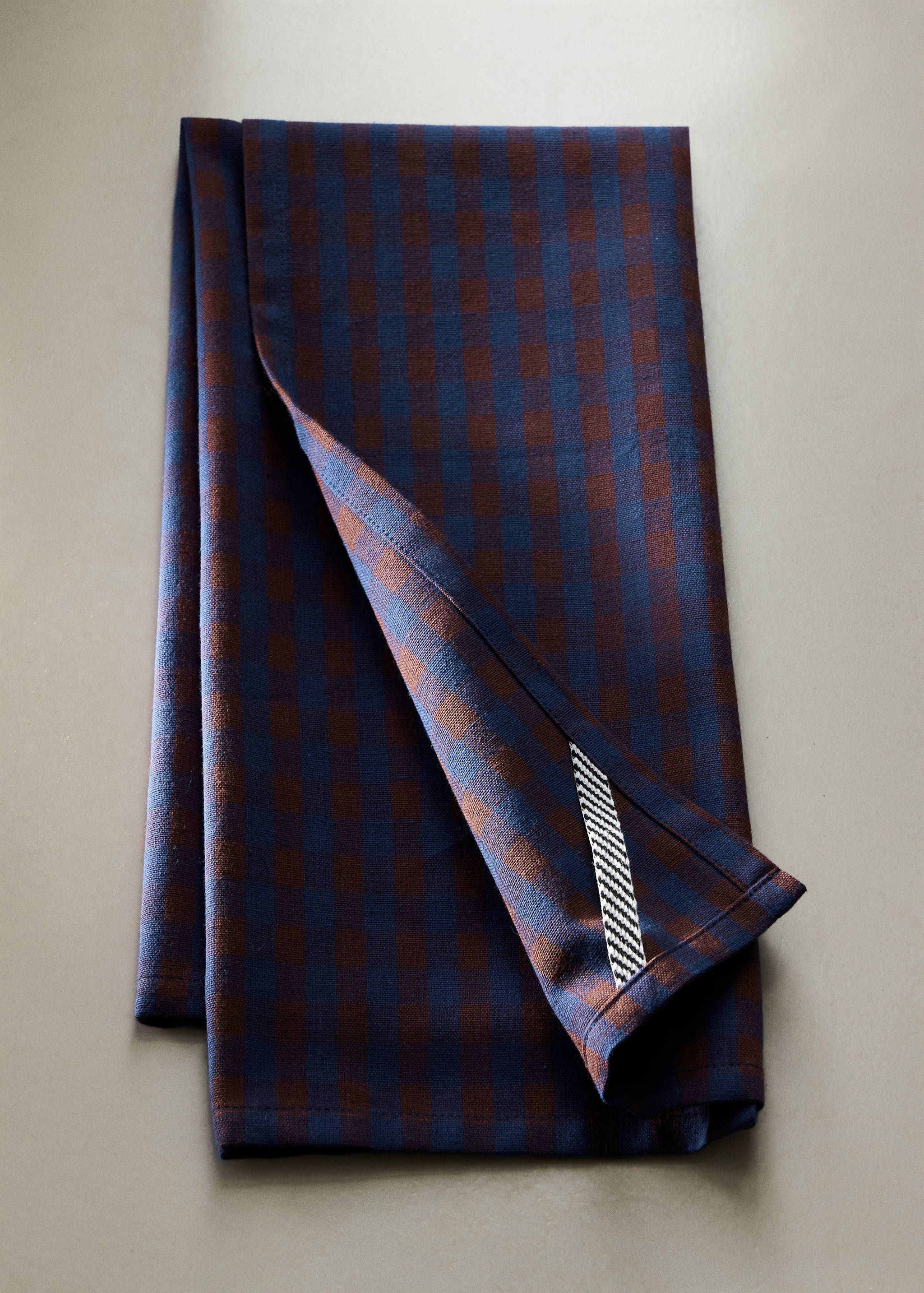 Two-tone checked cotton kitchen towels - General plane