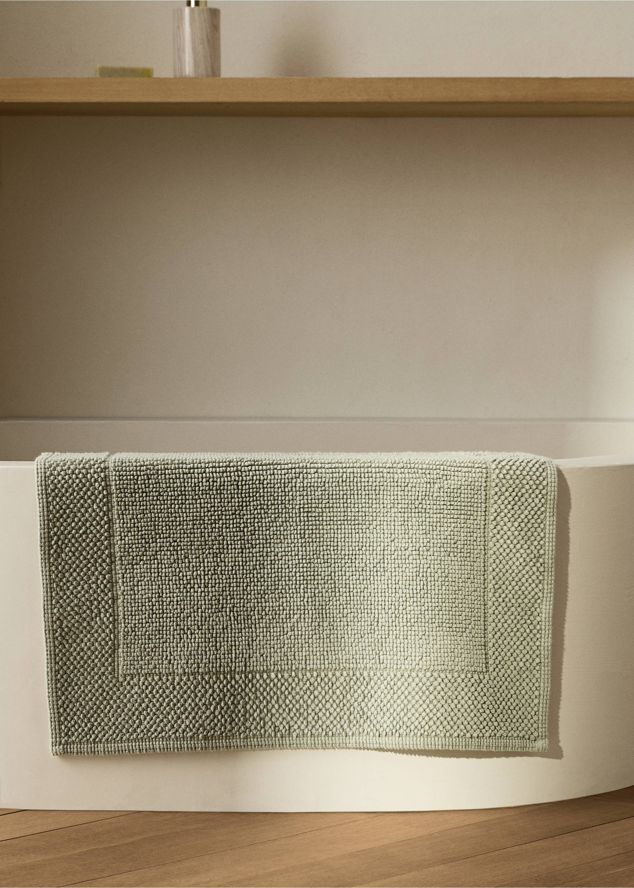Garment-dyed cotton bath rug - General plane, Forest Green. Ref: 37072924-00.