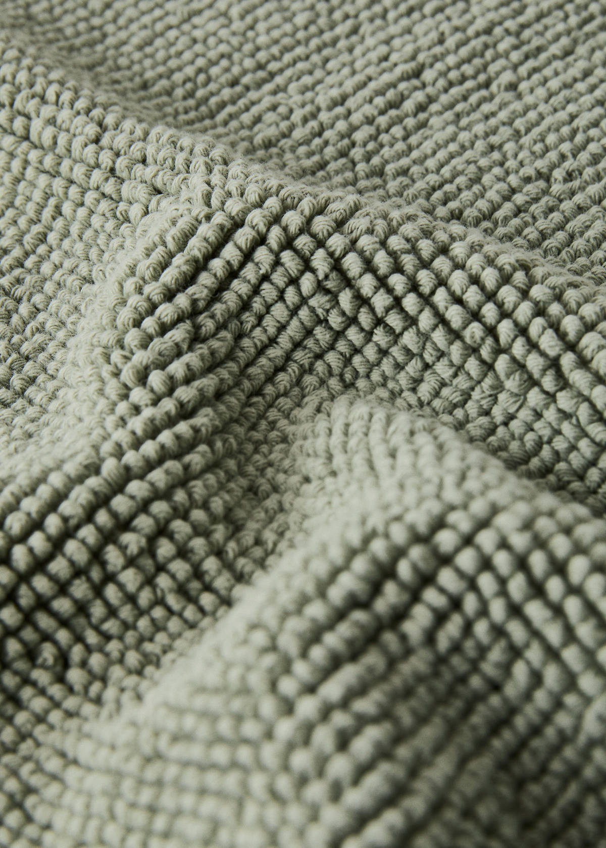 Garment-dyed cotton bath rug — Forest Green