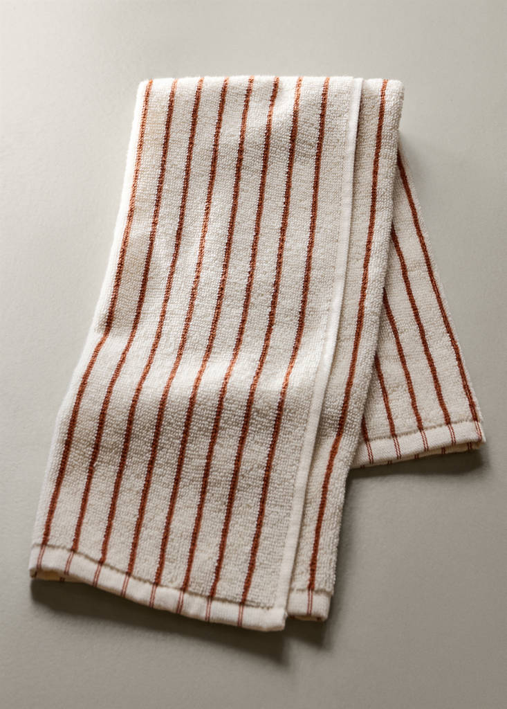 Striped kitchen towels — Russet