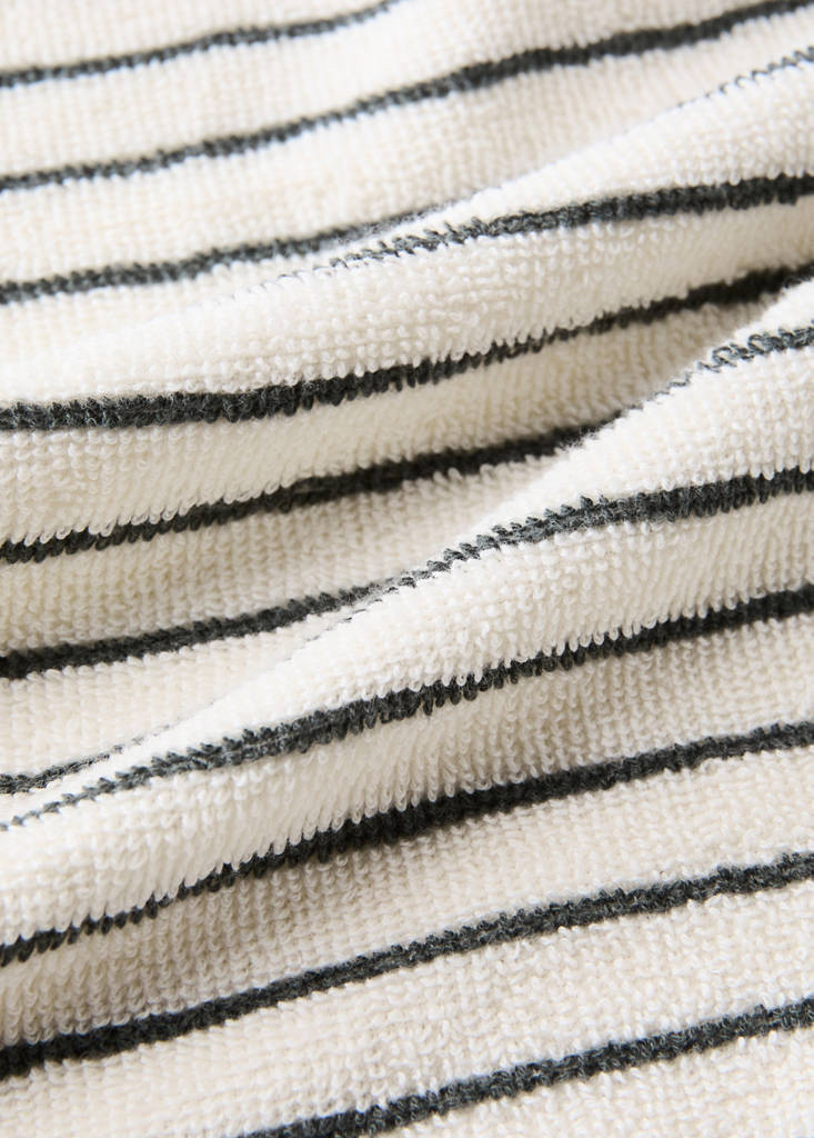 Striped kitchen towels — Grey