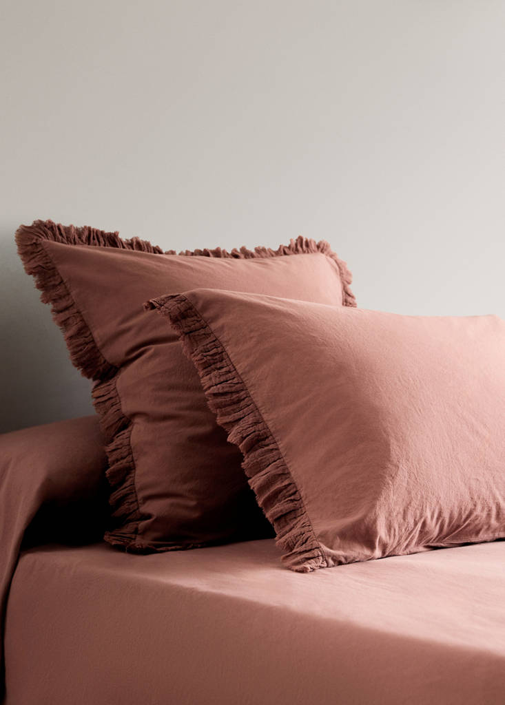 Washed cotton pillow cover with frayed gauze frill 60x60cm — Medium Pink