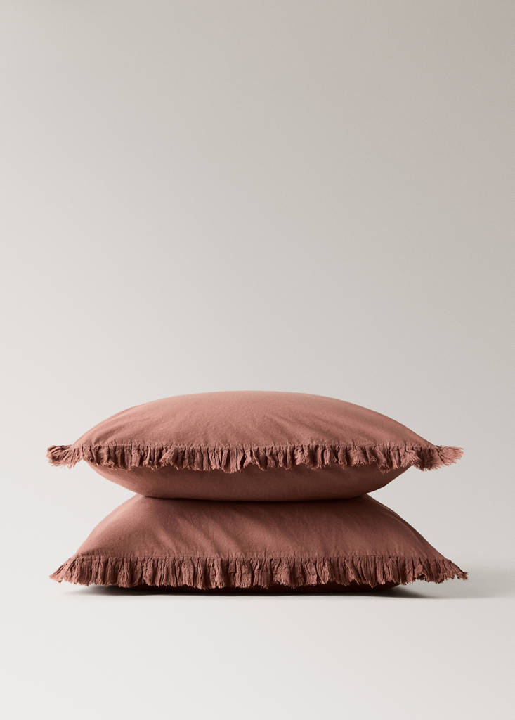 Washed cotton pillow cover with frayed gauze frill 60x60cm — Medium Pink
