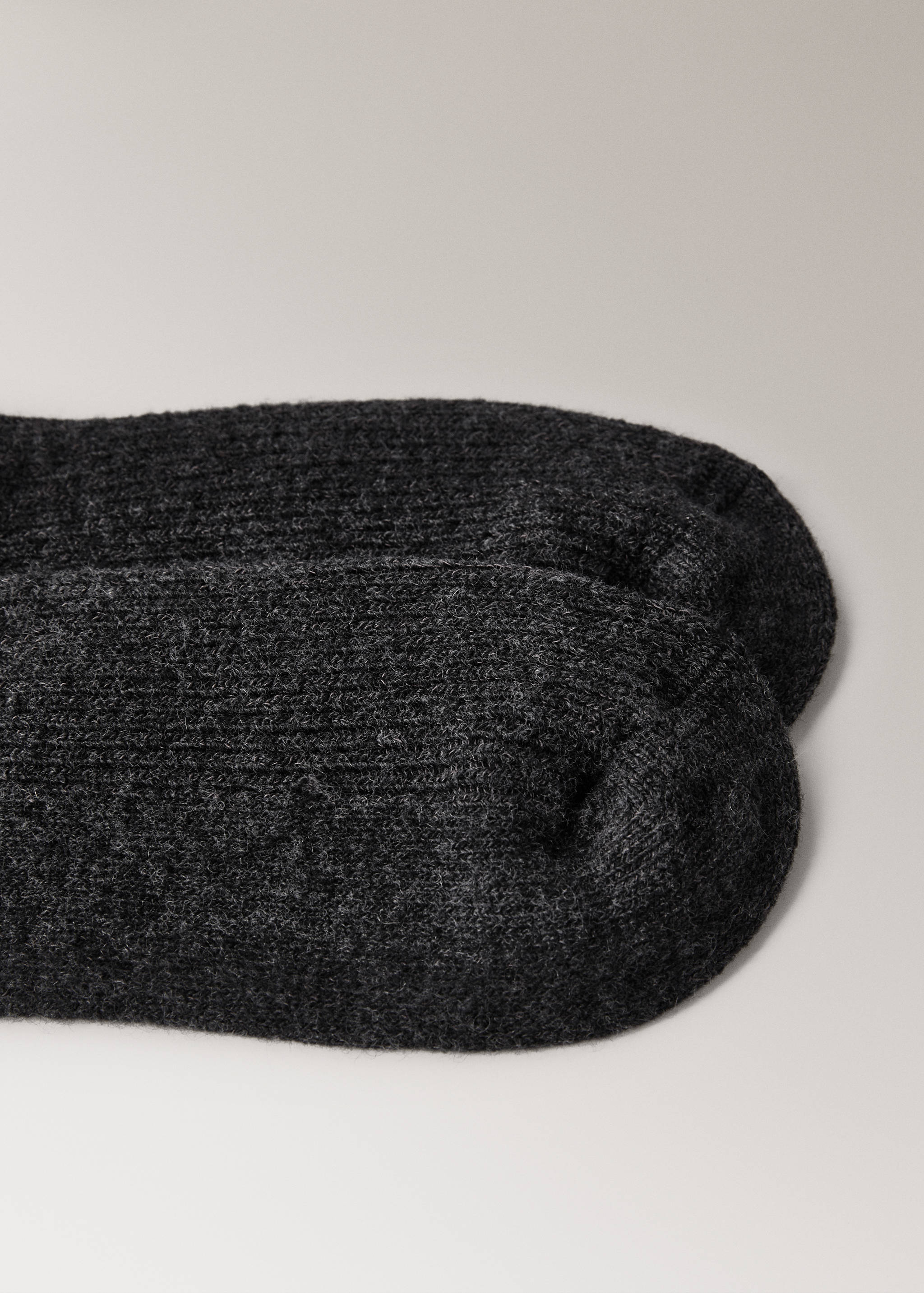 Ribbed socks - Reverse of the article
