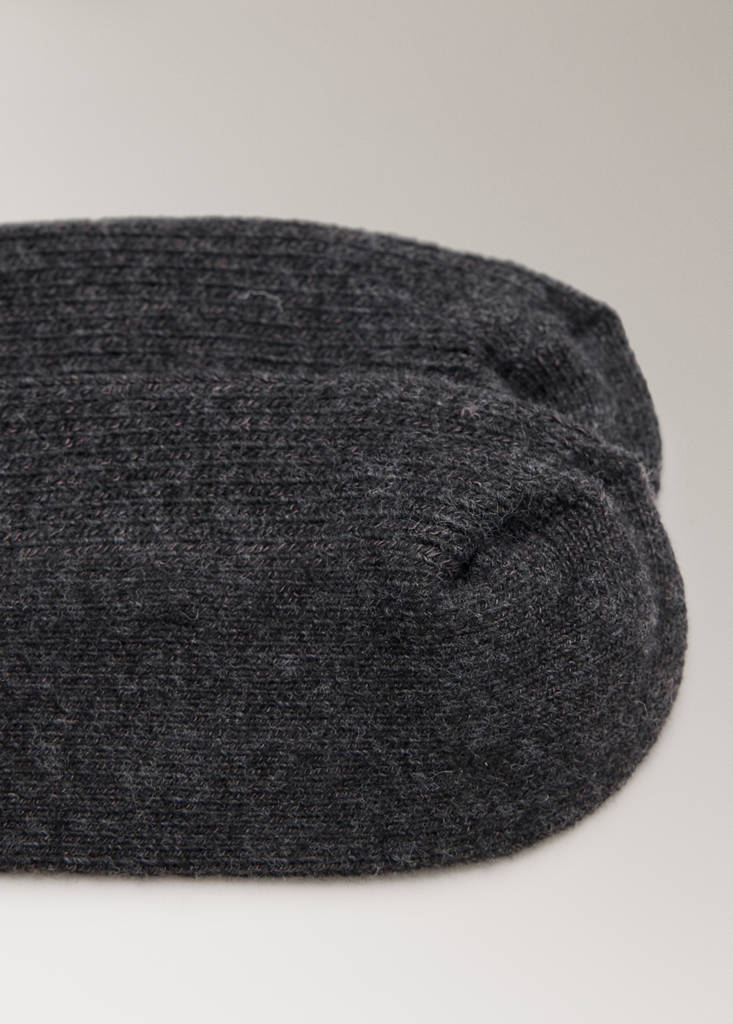 Ribbed socks — Charcoal