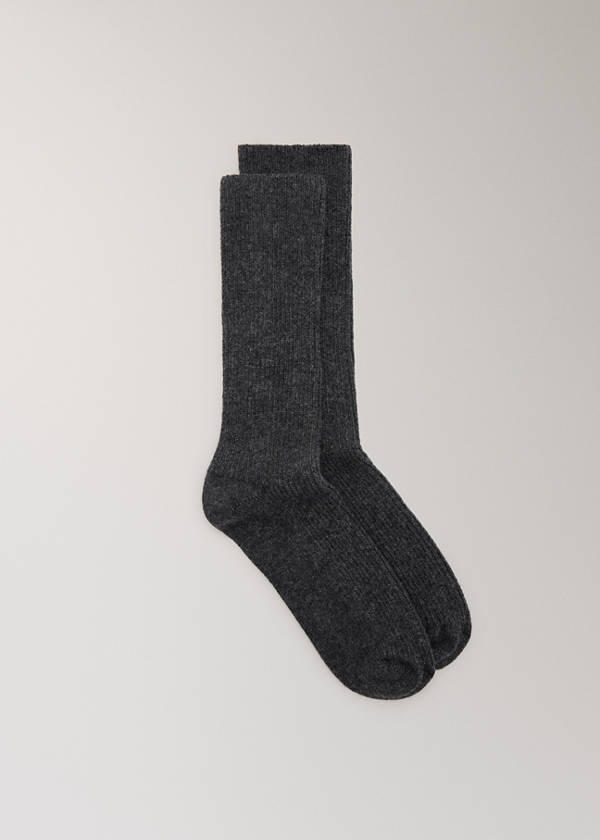 Ribbed socks — Charcoal