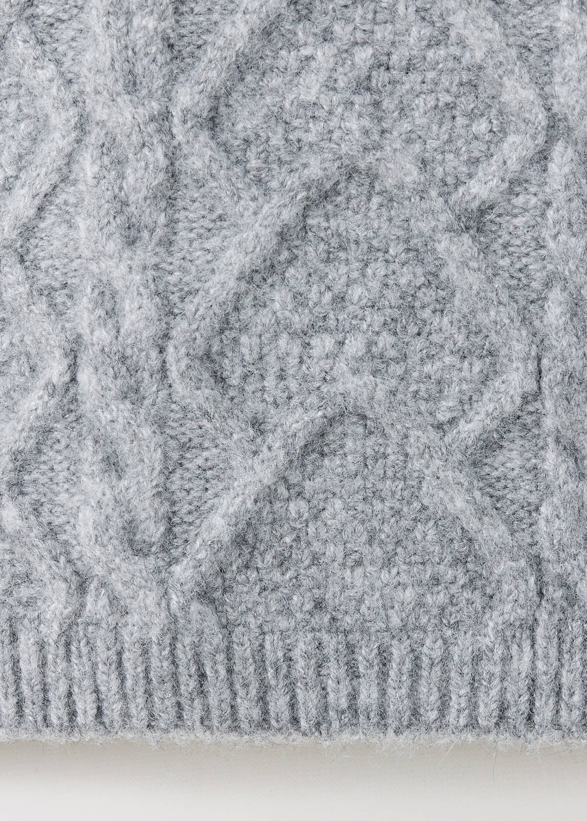 Cable-knit polo-neck jumper — Grey