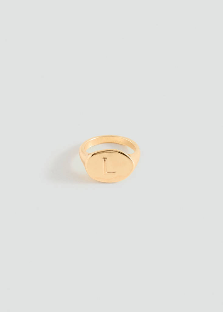 Letter L signet ring — Gold