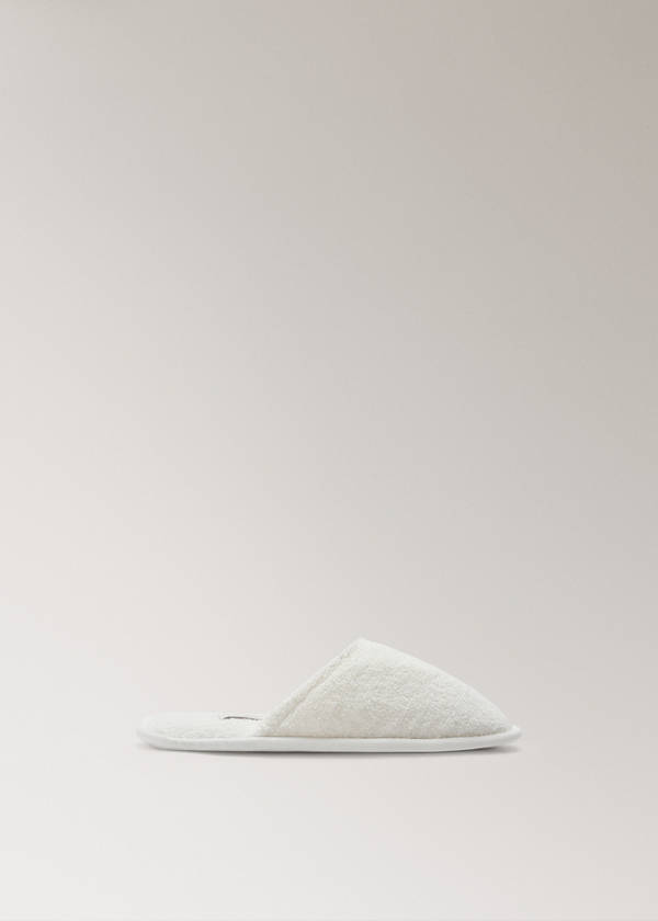Round-toe terry slippers — White