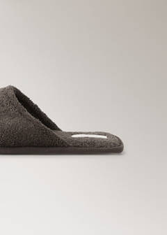 Round-toe terry slippers — Coffee 4