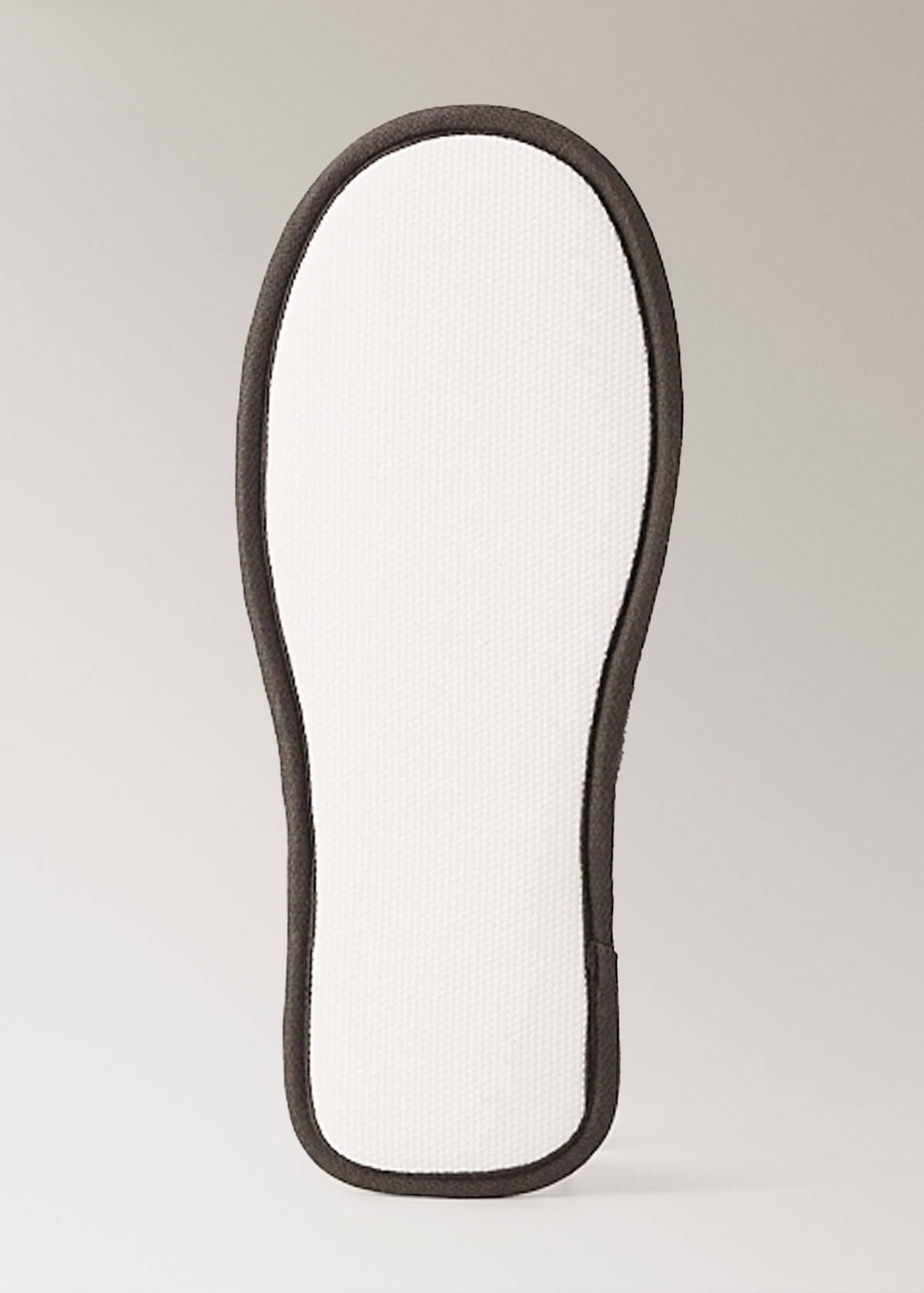 Round-toe terry slippers — Coffee