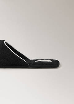 Terry slippers with piping detail — Black 4
