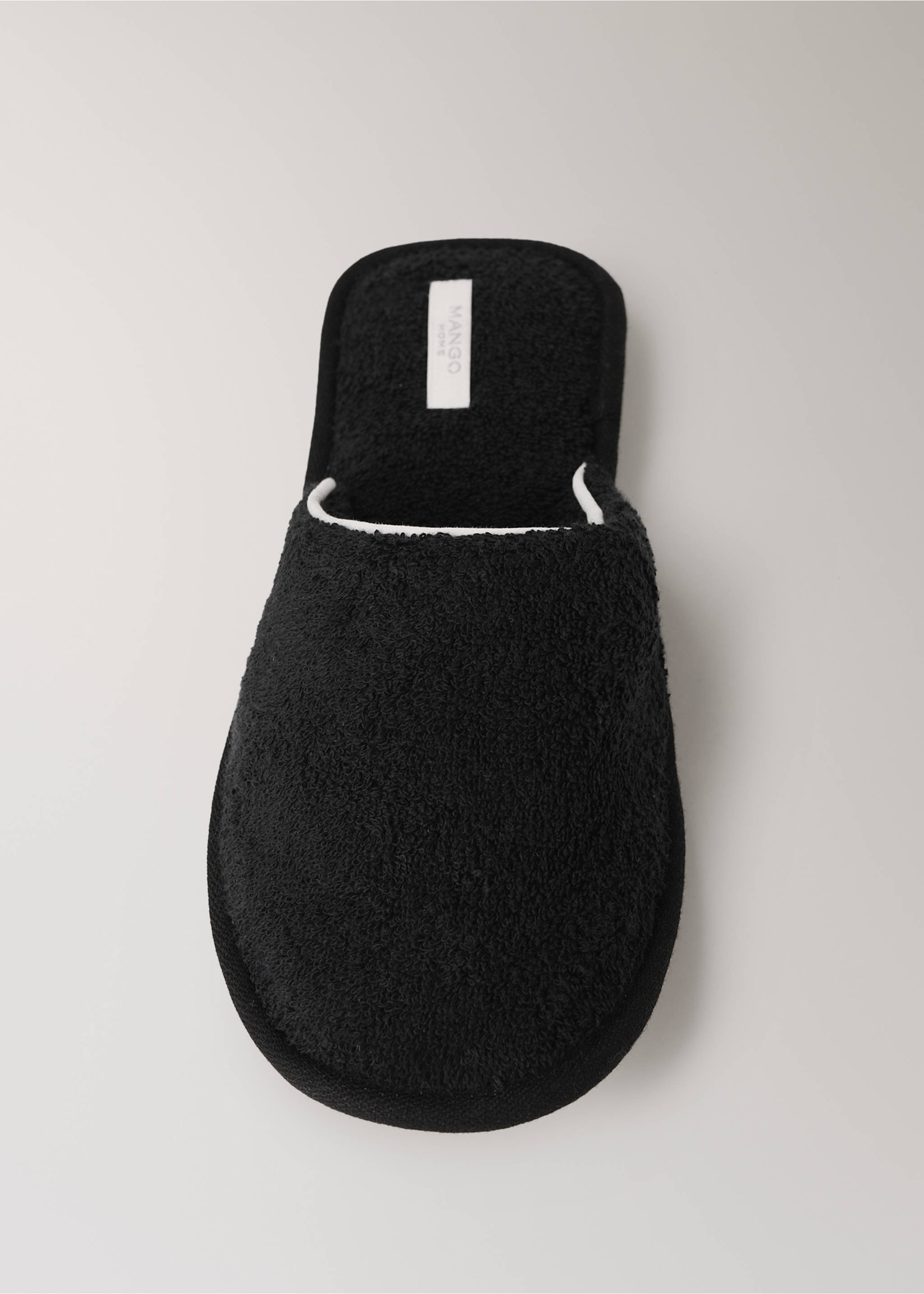 BATHROOM SLIPPERS FEST - Details of the article 3, Black. Ref: 37072957-00.